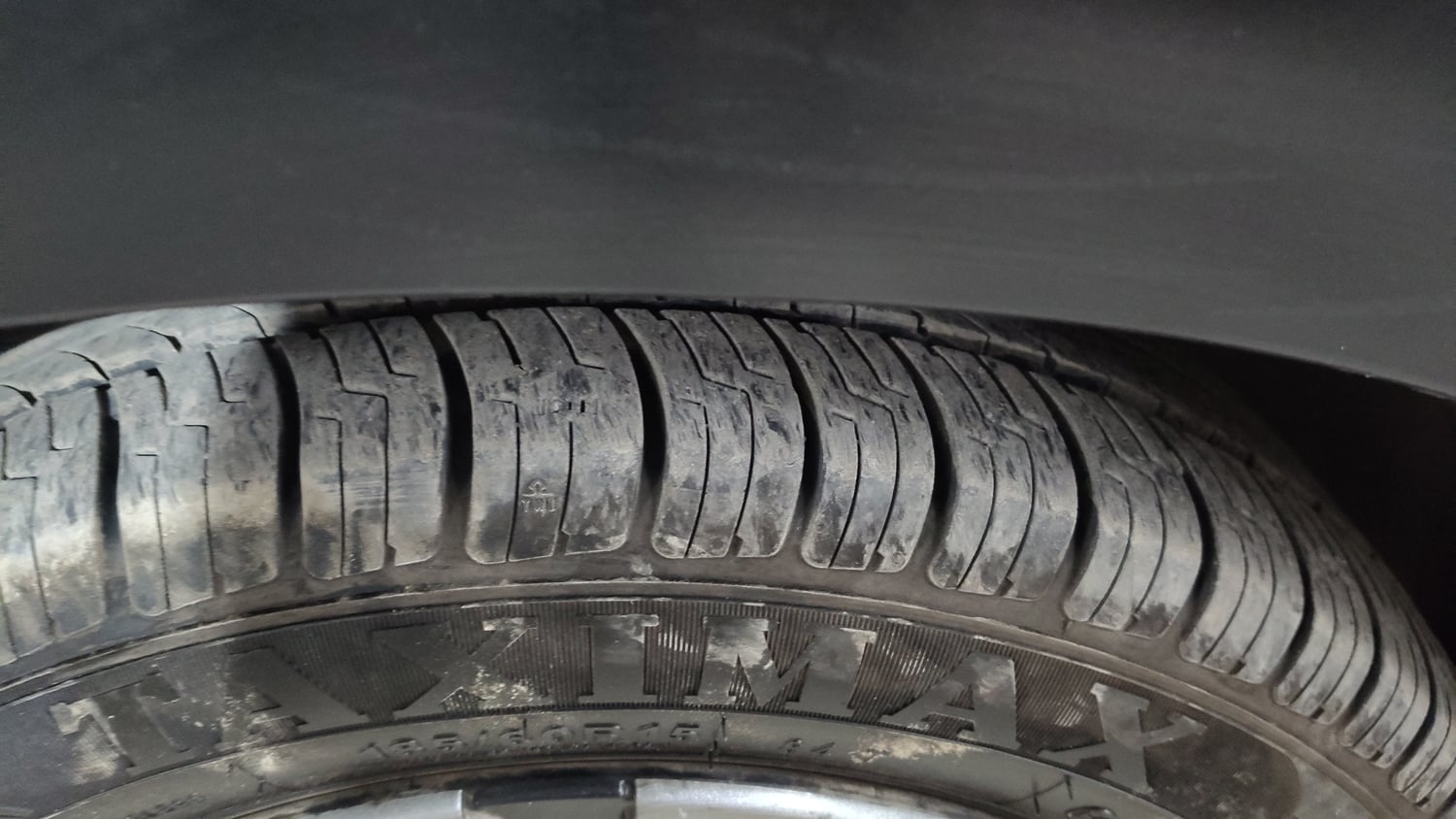 Used 2022 Tata Tiago NRG XZ MT Petrol Manual tyres LEFT FRONT TYRE TREAD VIEW