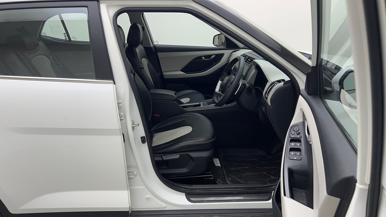 Used 2023 Hyundai Creta SX 1.5 Petrol IVT Petrol Automatic interior RIGHT SIDE FRONT DOOR CABIN VIEW