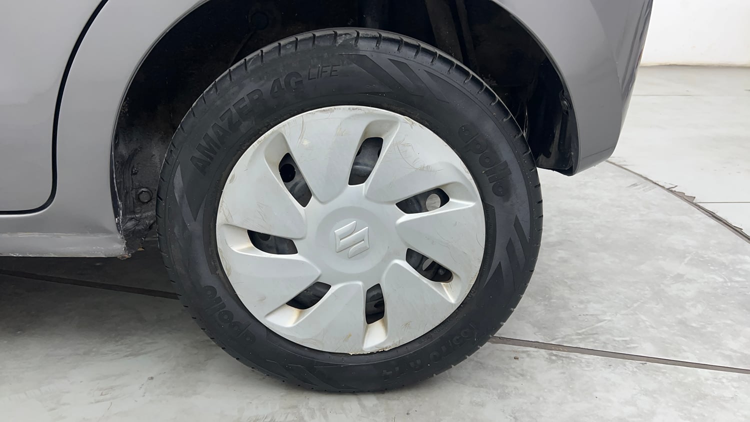 Used 2017 Maruti Suzuki Celerio ZXI (O) AMT Petrol Automatic tyres LEFT REAR TYRE RIM VIEW