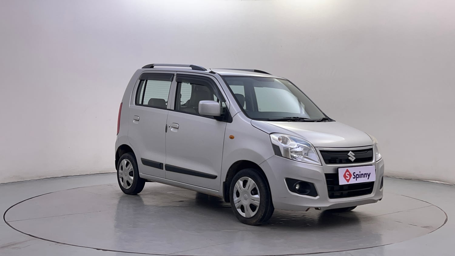 Used 2017 Maruti Suzuki Wagon R VXI Petrol Manual exterior RIGHT FRONT CORNER VIEW