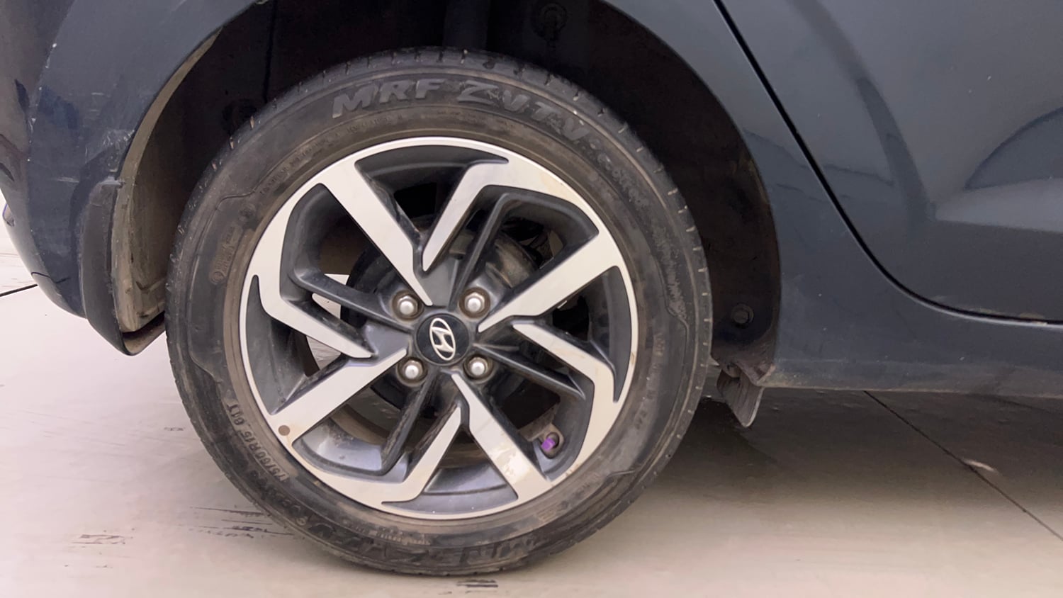 Used 2021 Hyundai Grand i10 Nios Asta AMT 1.2 Kappa VTVT Petrol Automatic tyres RIGHT REAR TYRE RIM VIEW