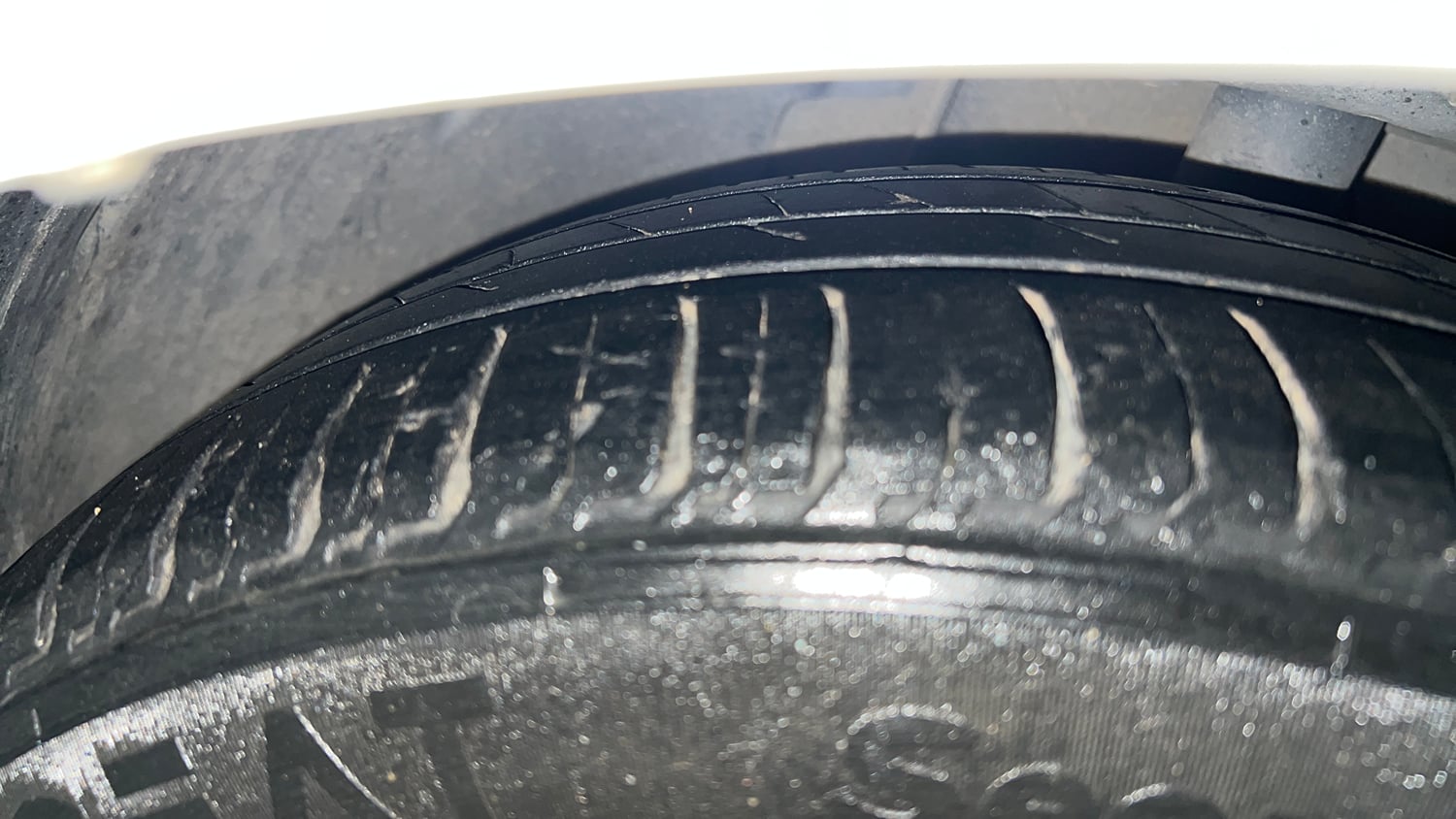 Used 2020 Tata Tiago XZ Plus Petrol Manual tyres RIGHT FRONT TYRE TREAD VIEW