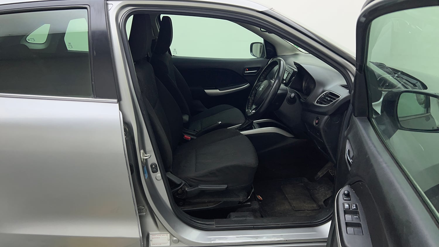 Used 2016 Maruti Suzuki Baleno Zeta 1.2 AT Petrol Automatic interior RIGHT SIDE FRONT DOOR CABIN VIEW