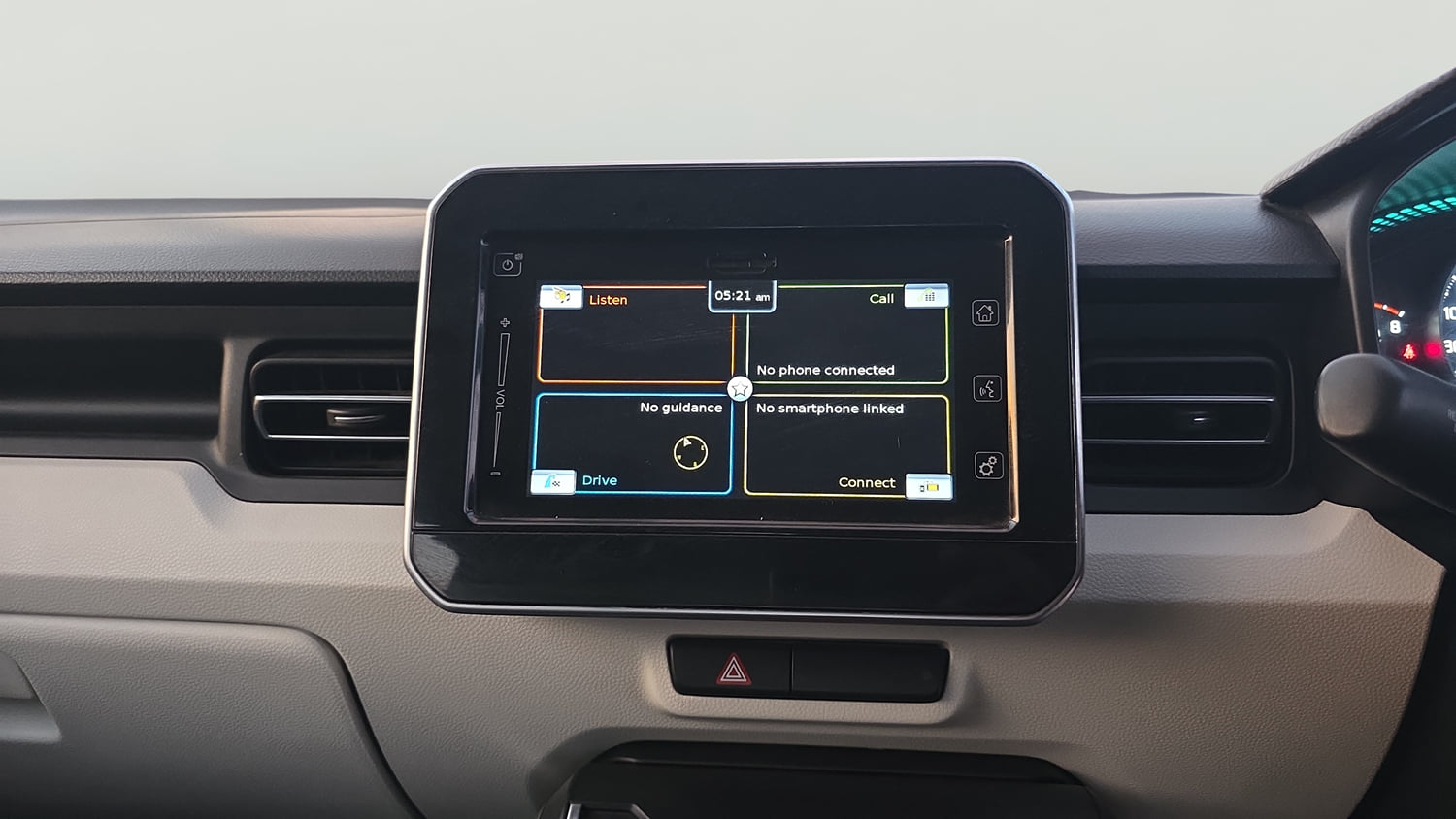 Used 2019 Maruti Suzuki Ignis Alpha 1.2 AMT Petrol Automatic interior MUSIC SYSTEM & AC CONTROL VIEW
