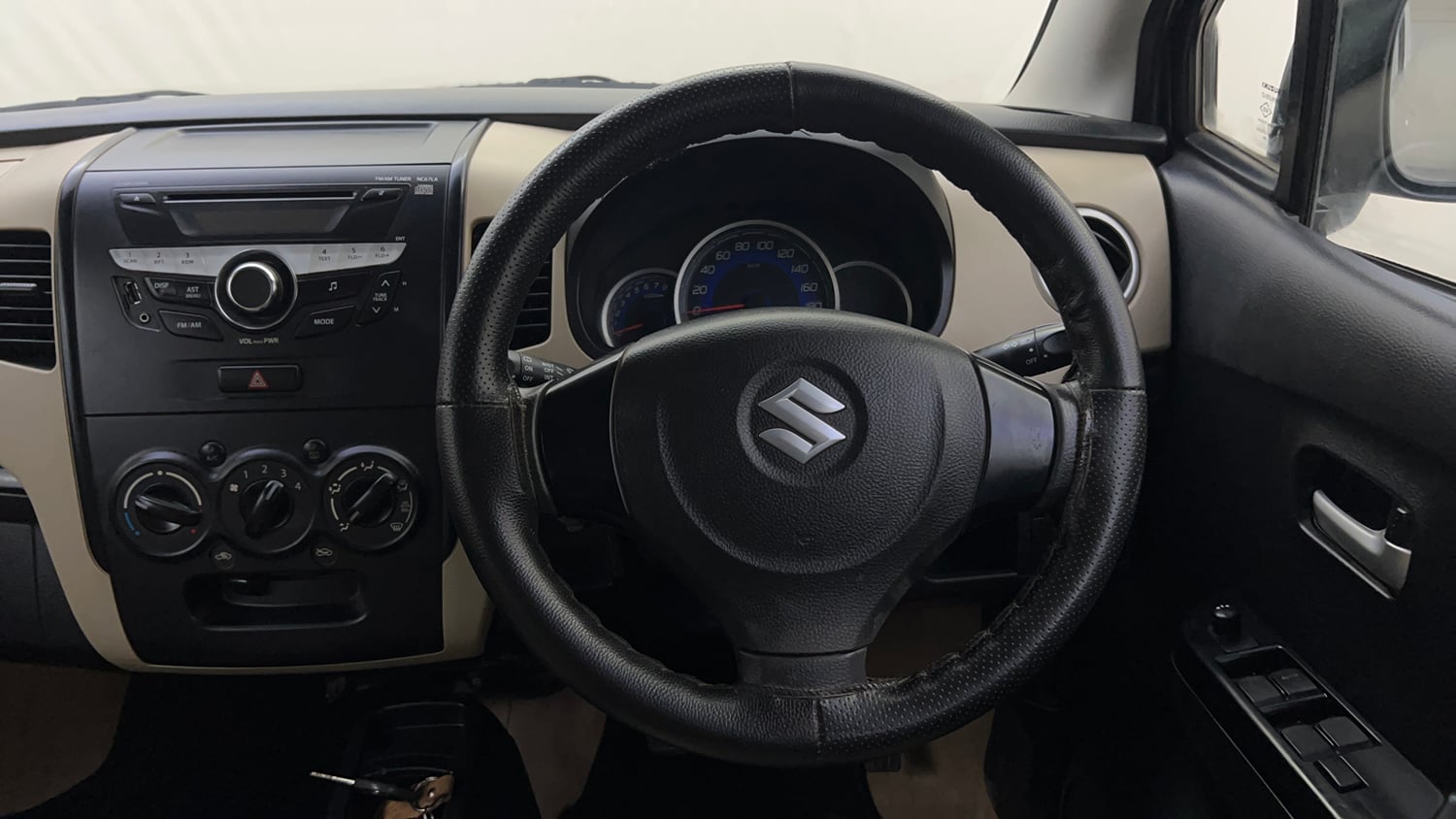 Used 2017 Maruti Suzuki Wagon R VXI Petrol Manual interior STEERING VIEW