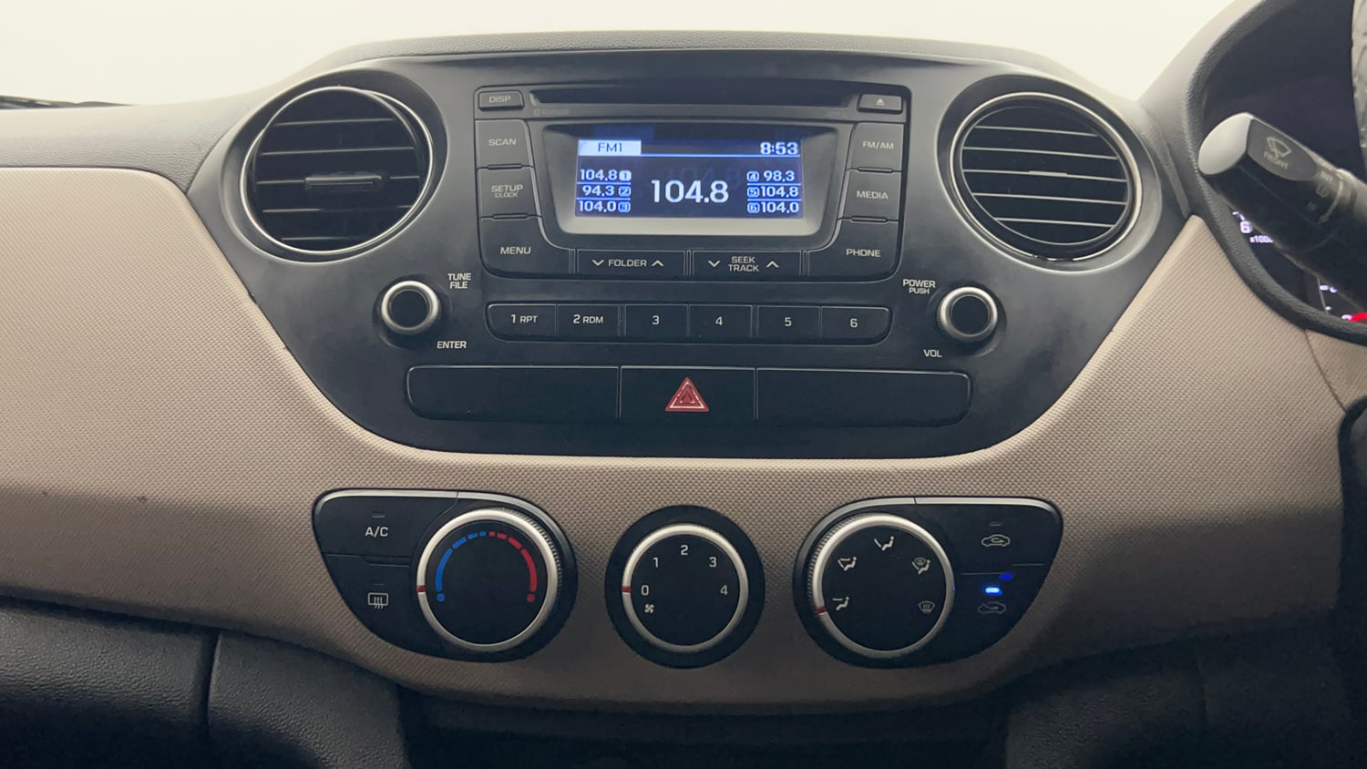 Used 2015 Hyundai Grand i10 Sportz 1.2 Kappa VTVT Petrol Manual top_features Integrated (in-dash) music system