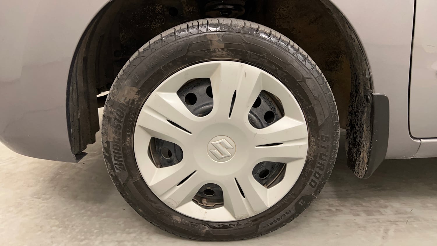 Used 2018 Maruti Suzuki Wagon R VXI Petrol Manual tyres LEFT FRONT TYRE RIM VIEW