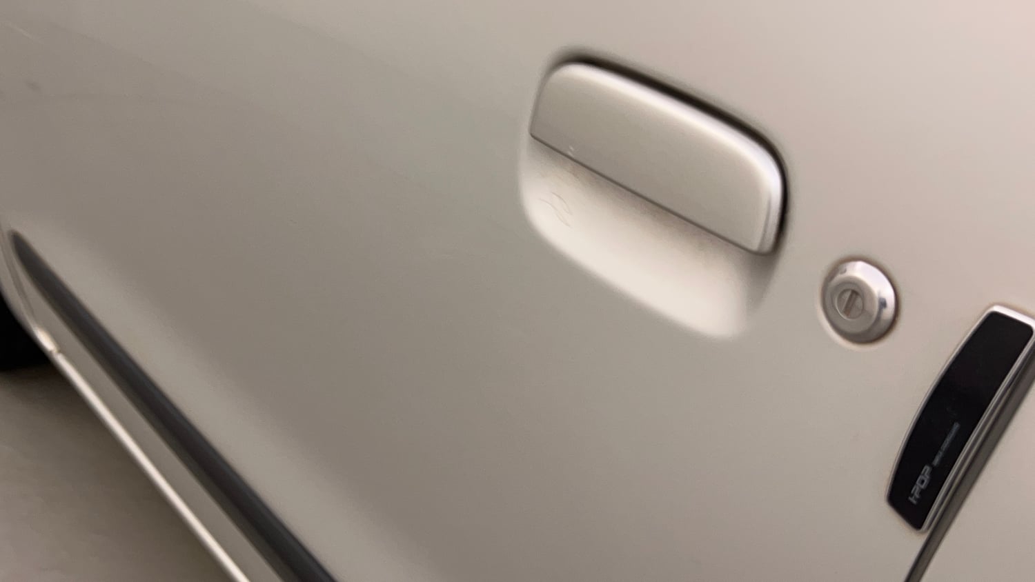 Used 2017 Maruti Suzuki Wagon R VXI Petrol Manual dents MINOR SCRATCH
