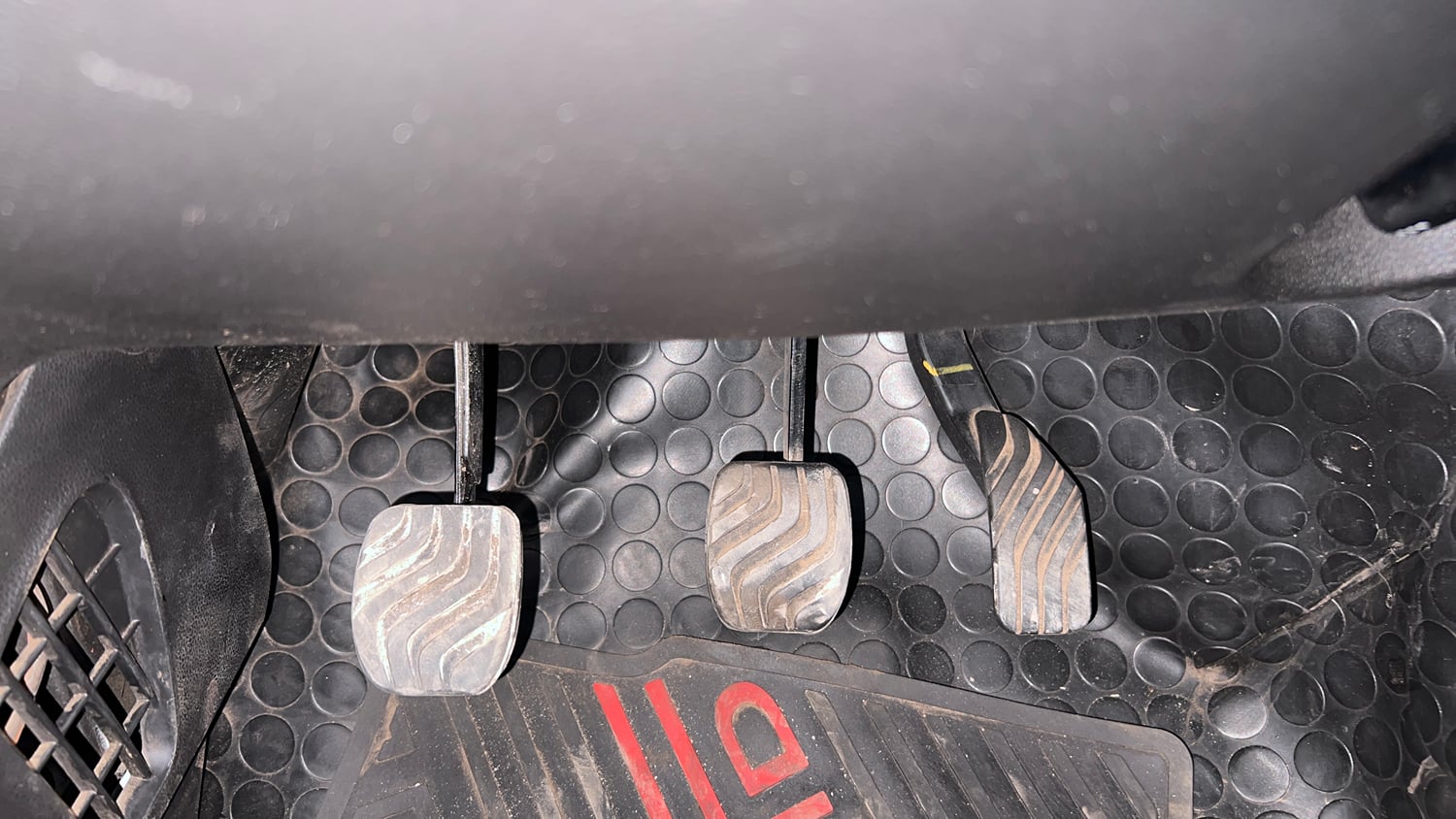Used 2022 Renault Kwid RXL (O) 0.8 Petrol Manual interior PEDALS VIEW