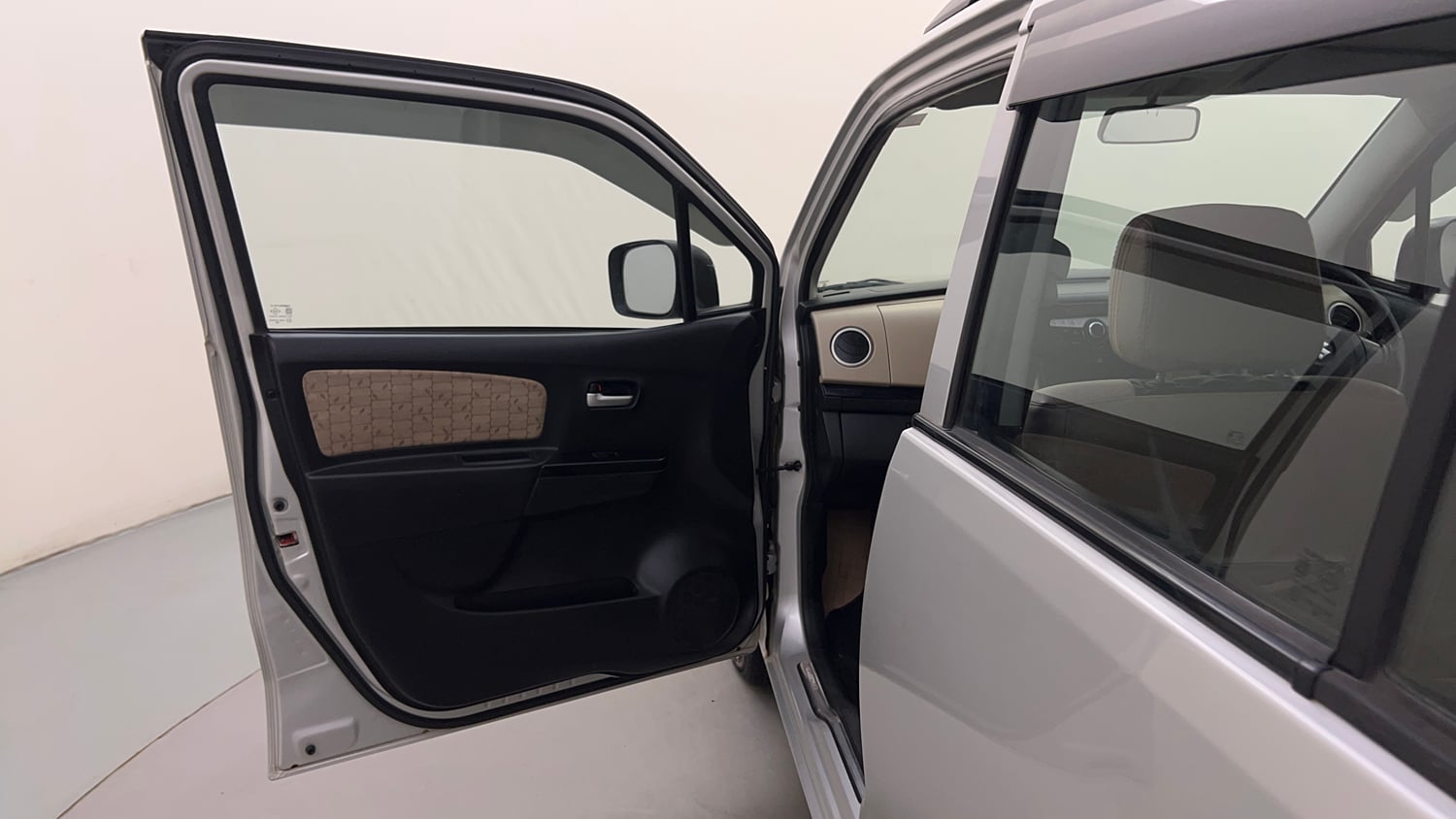 Used 2017 Maruti Suzuki Wagon R VXI Petrol Manual interior LEFT FRONT DOOR OPEN VIEW