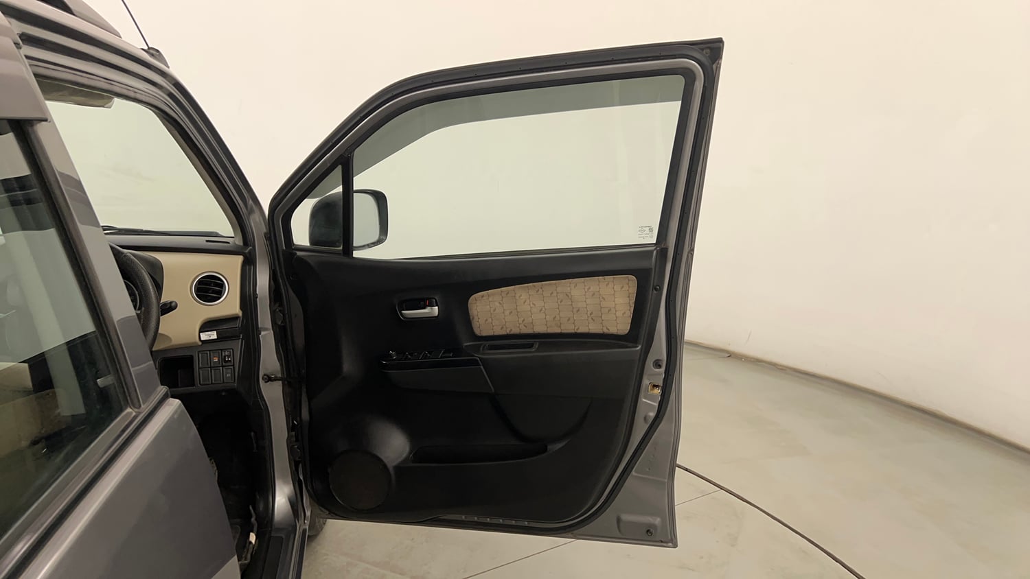 Used 2018 Maruti Suzuki Wagon R VXI Petrol Manual interior RIGHT FRONT DOOR OPEN VIEW