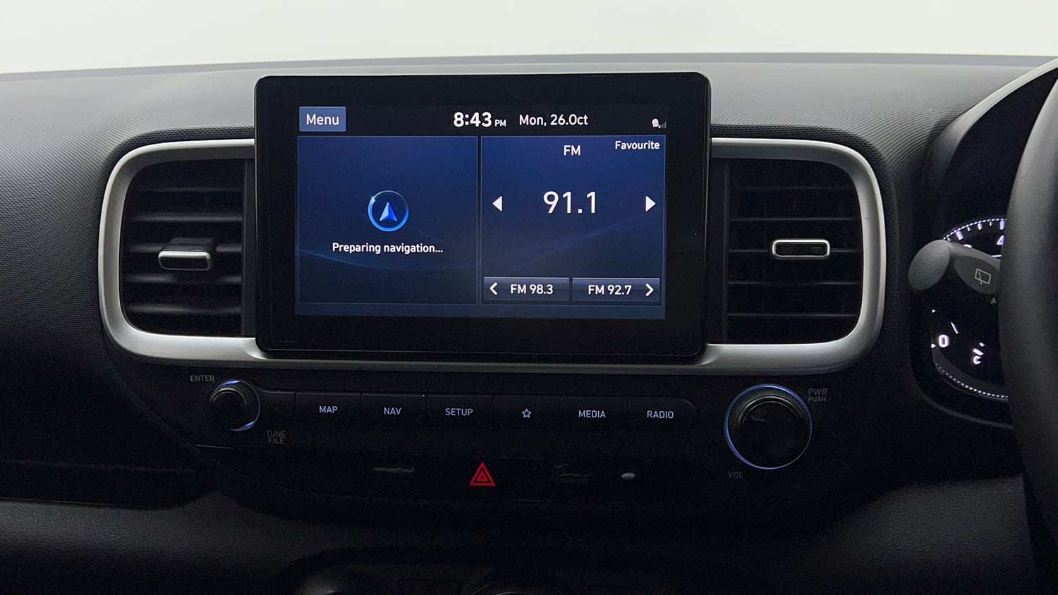 Used 2021 Hyundai Venue SX (O) 1.0 Turbo Petrol Manual top_features Integrated (in-dash) music system