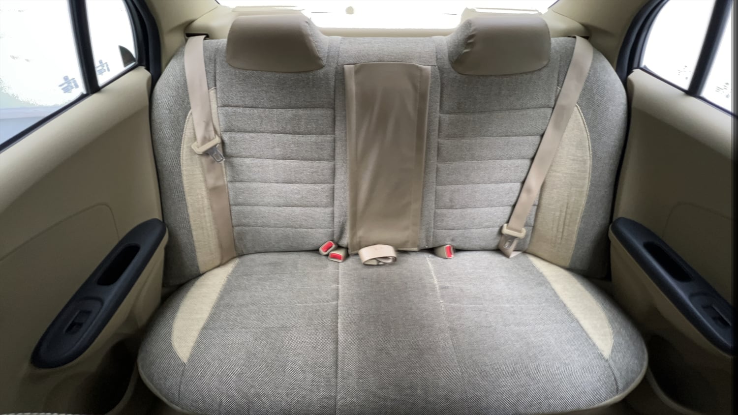 Used 2016 Honda Amaze 1.2 S AT i-VTEC Petrol Automatic interior REAR SEAT CONDITION VIEW