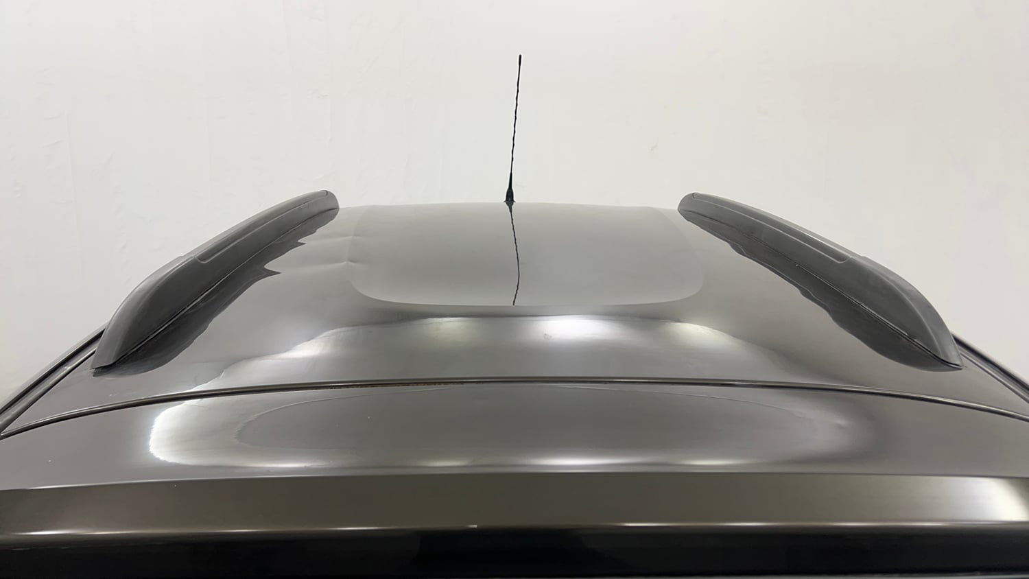 Used 2016 Renault Kwid RXT Petrol Manual exterior EXTERIOR ROOF VIEW