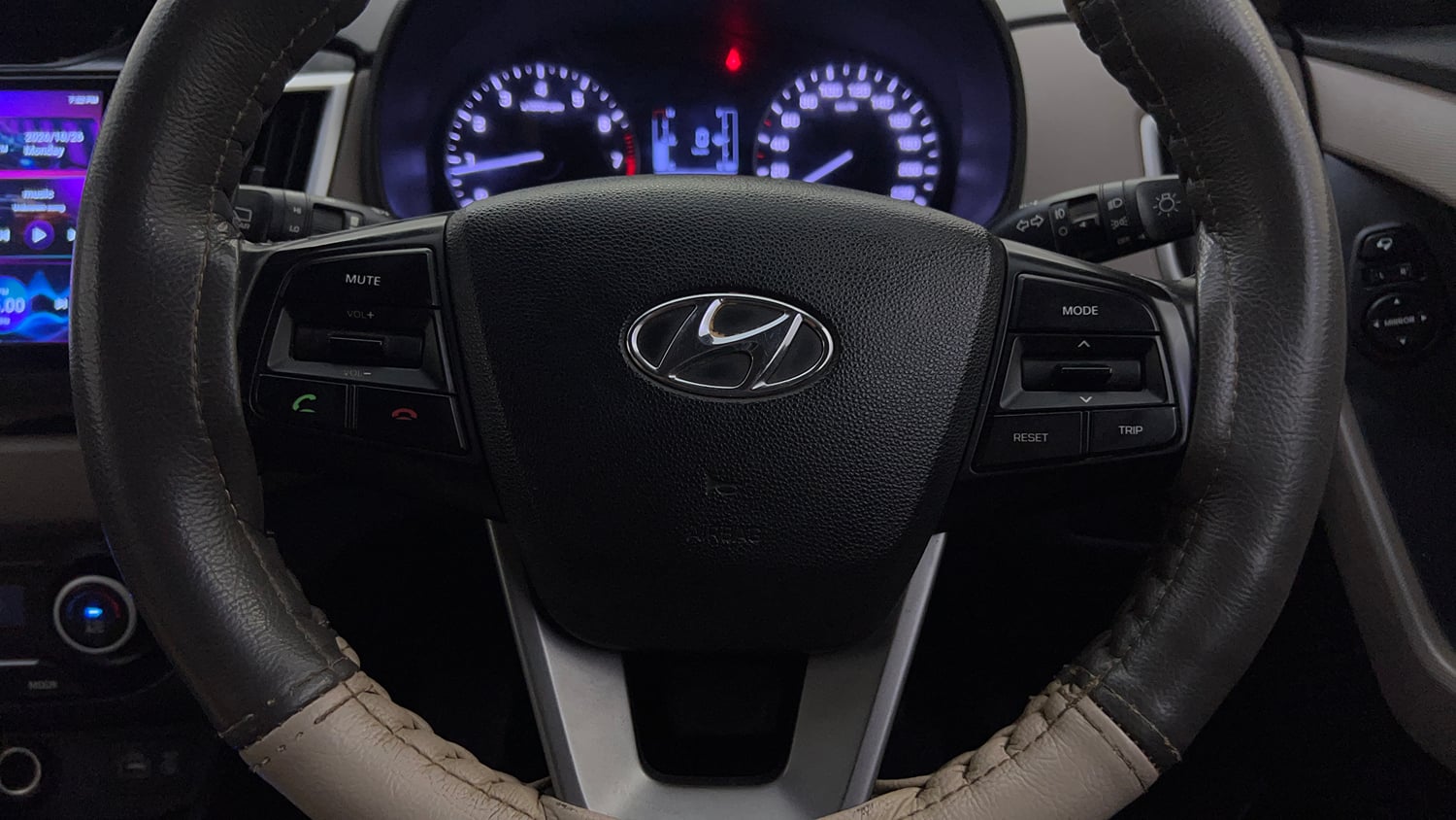 Used 2017 Hyundai Creta SX Plus 1.6 AT Petrol Petrol Automatic top_features Airbags
