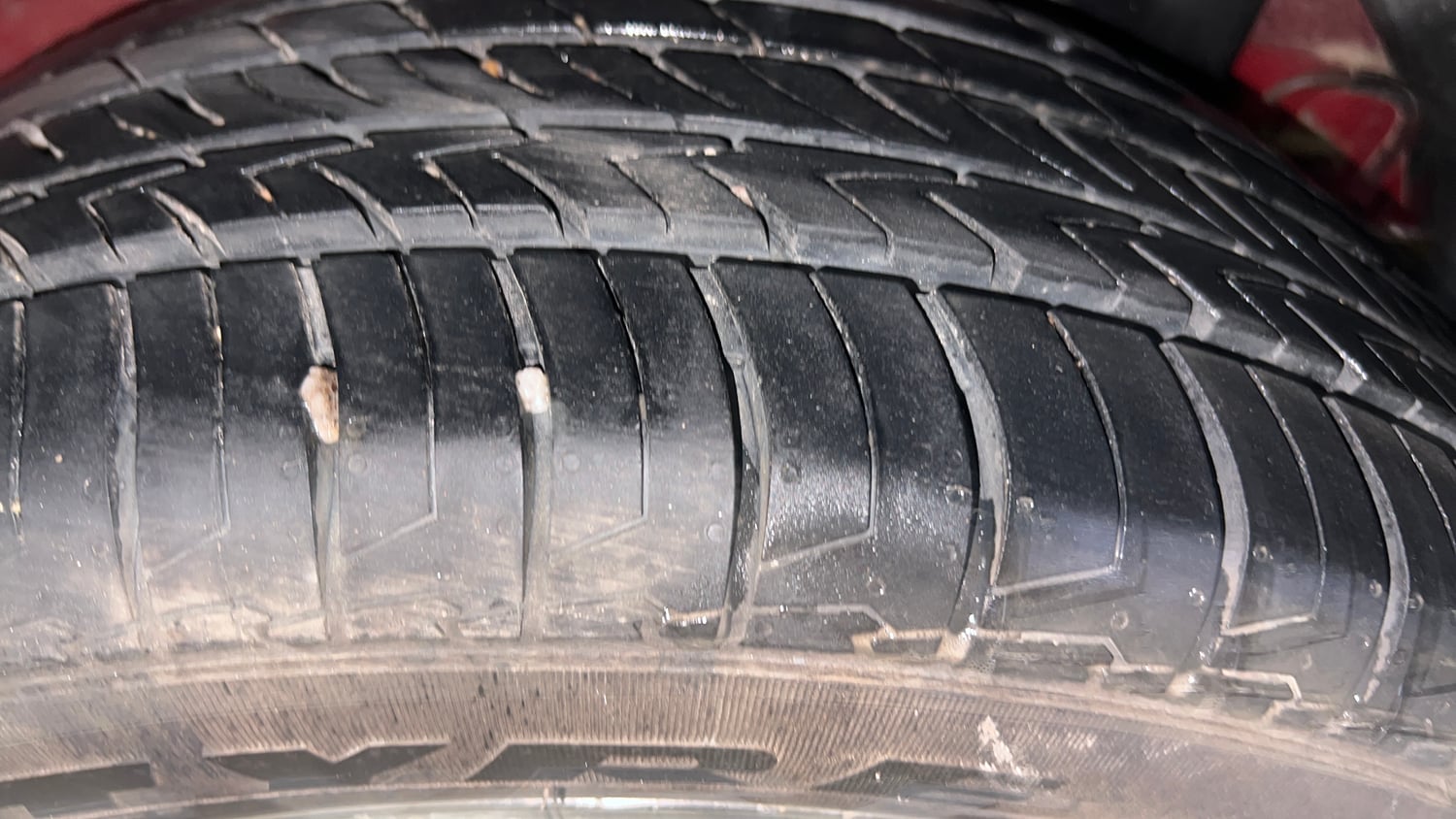 Used 2016 Hyundai i20 Active 1.2 SX Petrol Manual tyres LEFT REAR TYRE TREAD VIEW