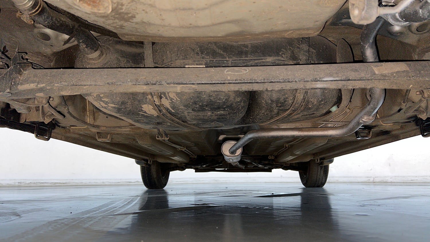 Used 2018 Maruti Suzuki Celerio ZXi AMT Petrol Automatic extra REAR UNDERBODY VIEW (TAKEN FROM REAR)