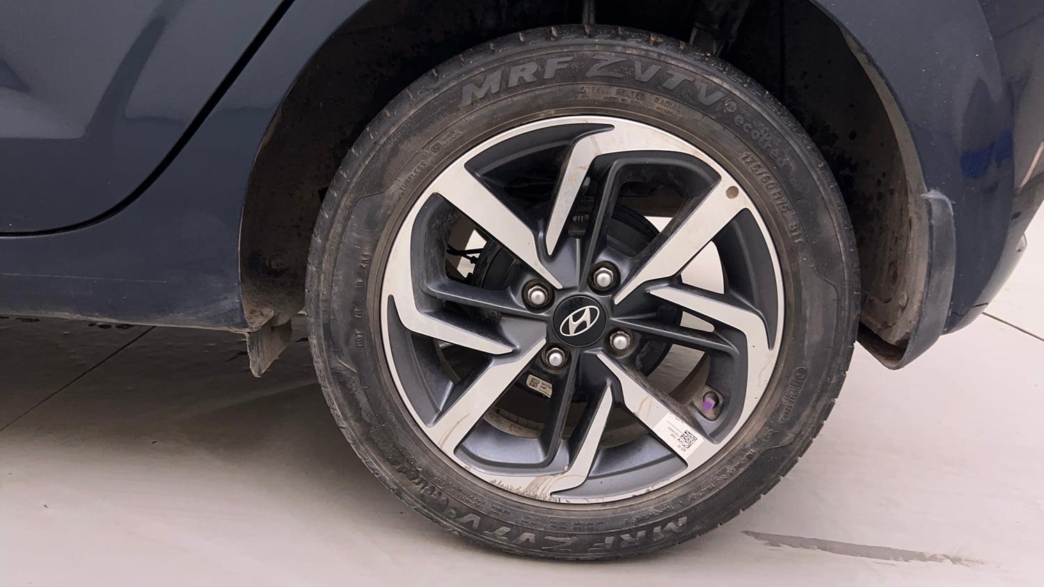 Used 2021 Hyundai Grand i10 Nios Asta AMT 1.2 Kappa VTVT Petrol Automatic tyres LEFT REAR TYRE RIM VIEW