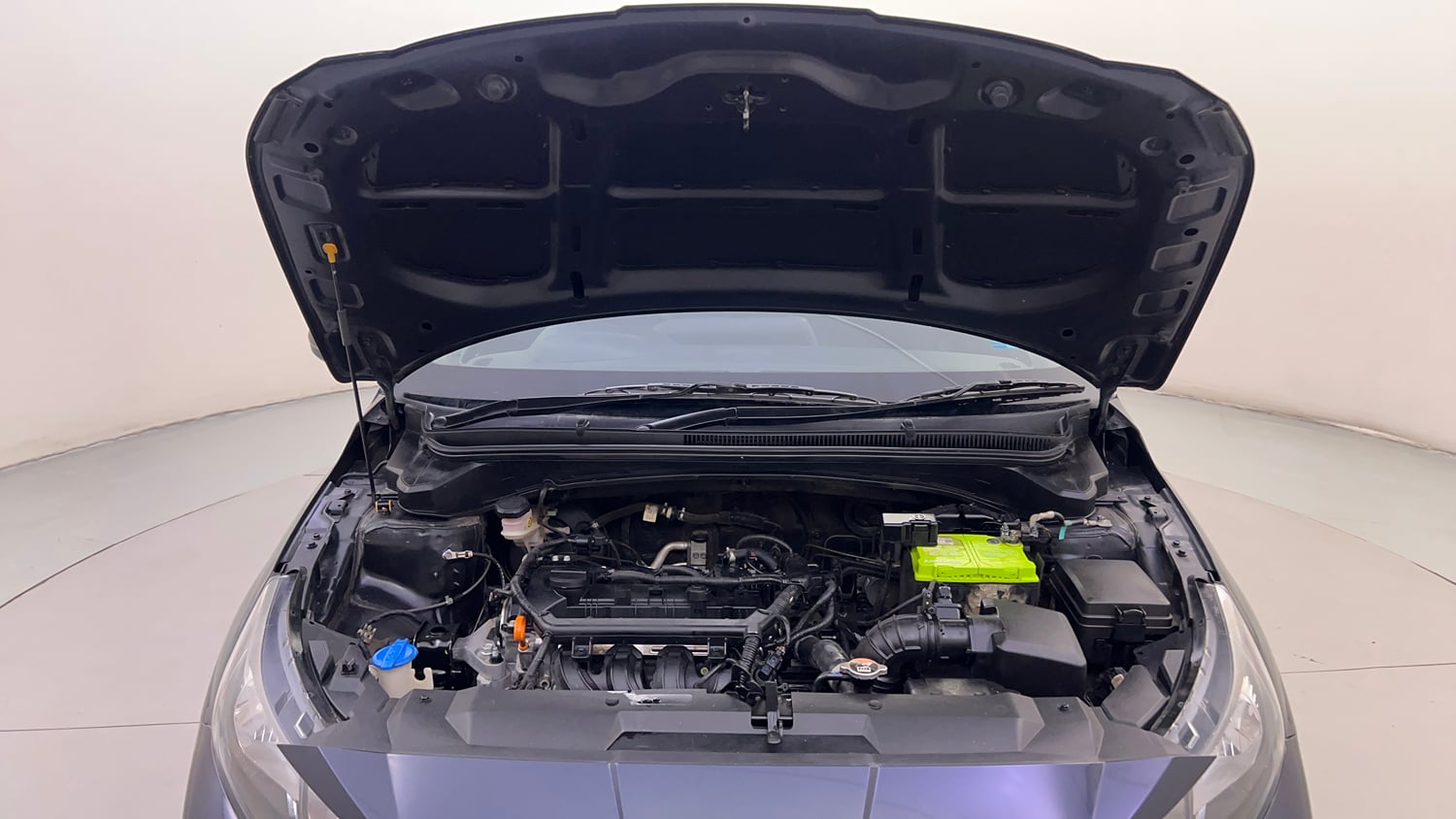 Used 2023 Hyundai i20 Sportz 1.2 IVT Petrol Automatic engine ENGINE & BONNET OPEN FRONT VIEW