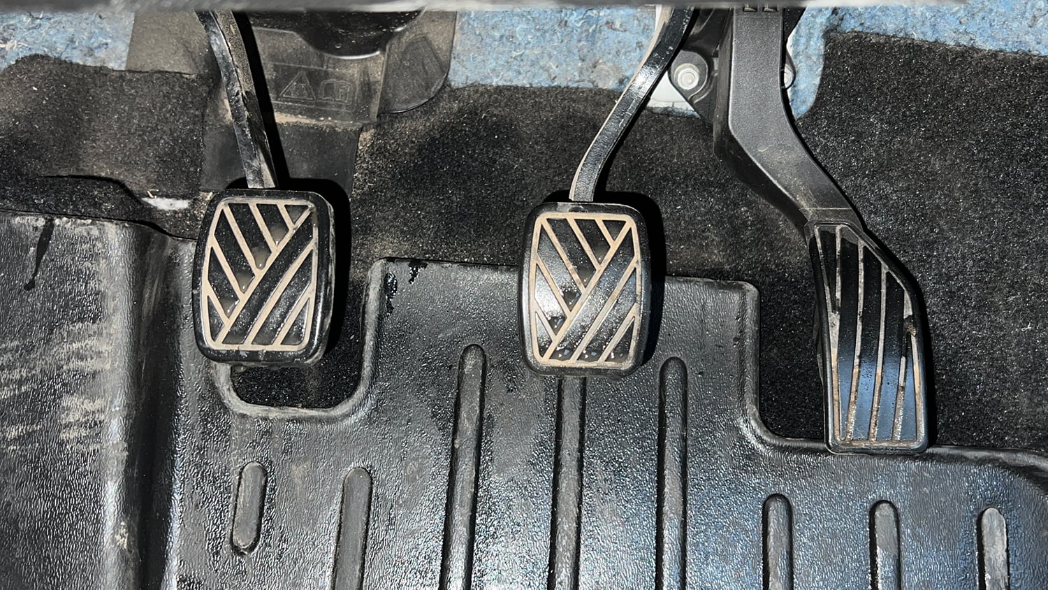 Used 2022 Maruti Suzuki Brezza ZXi Petrol Manual interior PEDALS VIEW