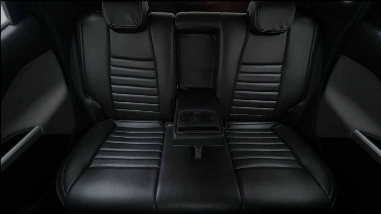 Used 2021 Nissan Magnite XV Turbo CVT Petrol Automatic interior REAR SEAT CONDITION VIEW