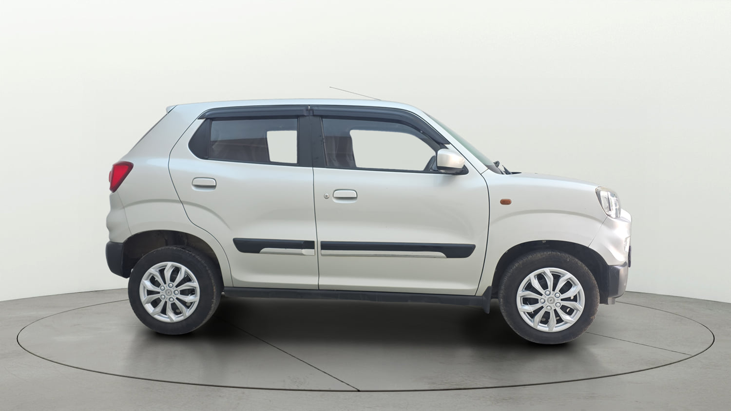 Used 2023 Maruti Suzuki S-Presso VXi Plus (O) AMT Petrol Automatic exterior RIGHT SIDE VIEW
