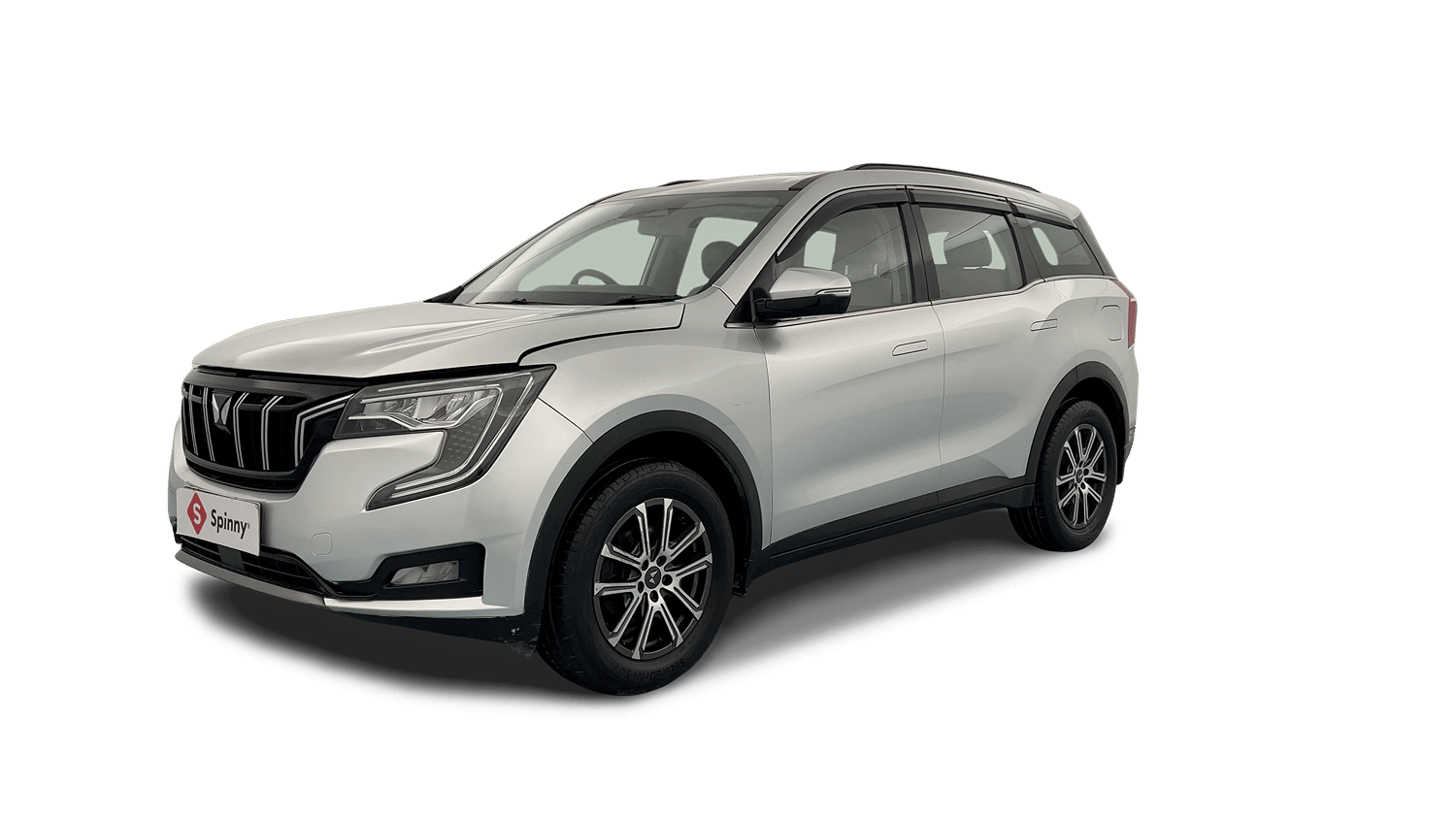 Used 2022 Mahindra XUV700 AX 7 Petrol MT 7 STR Petrol Manual Image