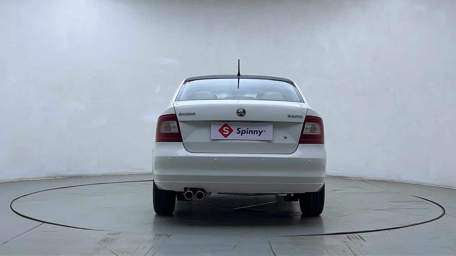 Used 2014 Skoda Rapid 1.6 MPI Elegance Petrol Manual exterior BACK VIEW