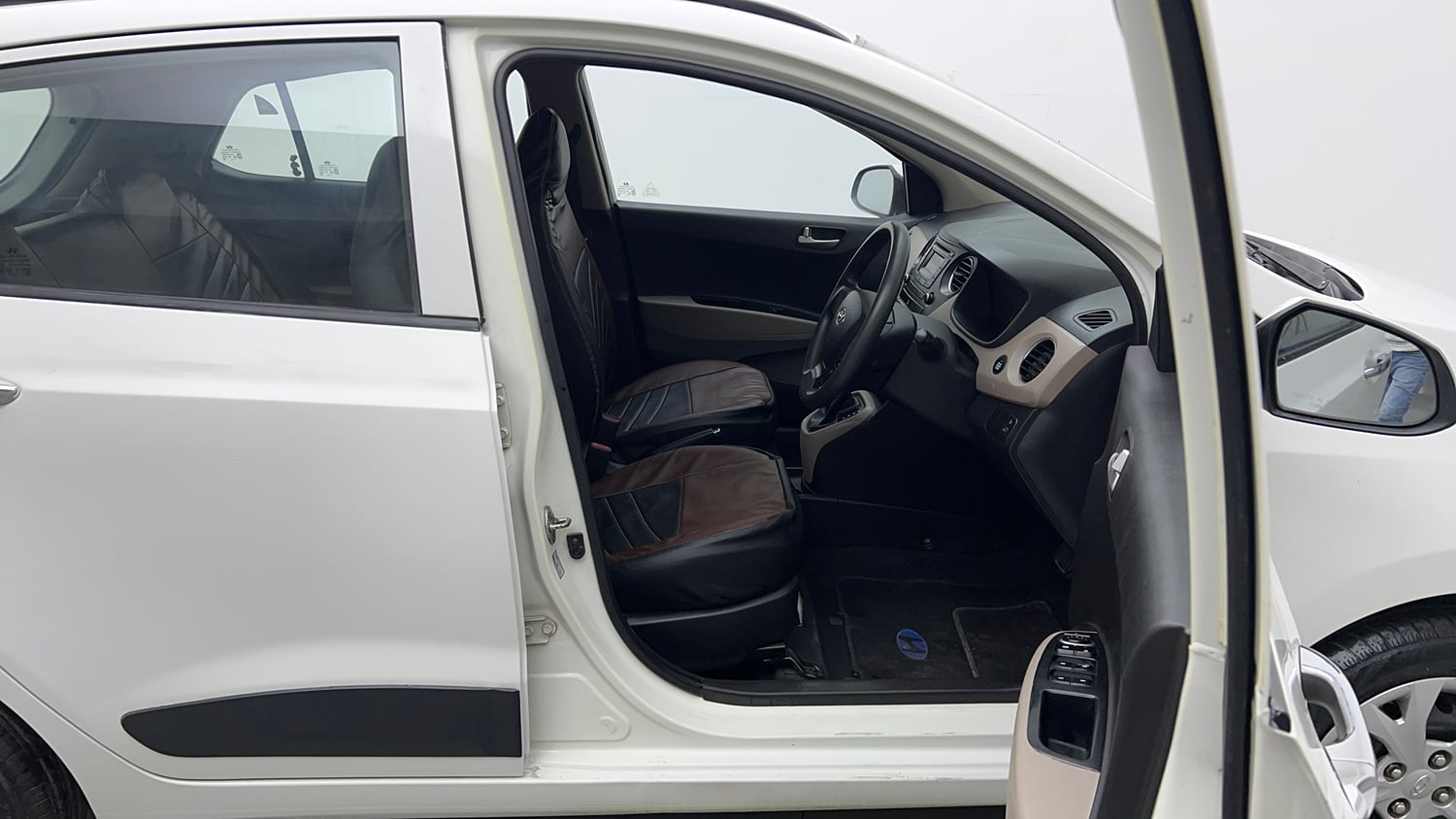 Used 2014 Hyundai Grand i10 Sportz AT 1.2 Kappa VTVT Petrol Automatic interior RIGHT SIDE FRONT DOOR CABIN VIEW