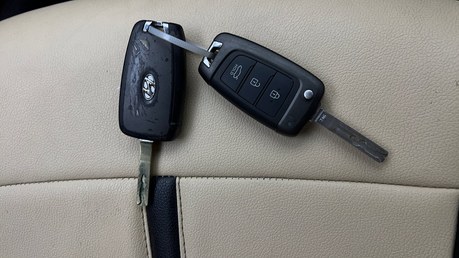 Used 2019 Hyundai Verna EX 1.4 VTVT Petrol Manual extra CAR KEY VIEW