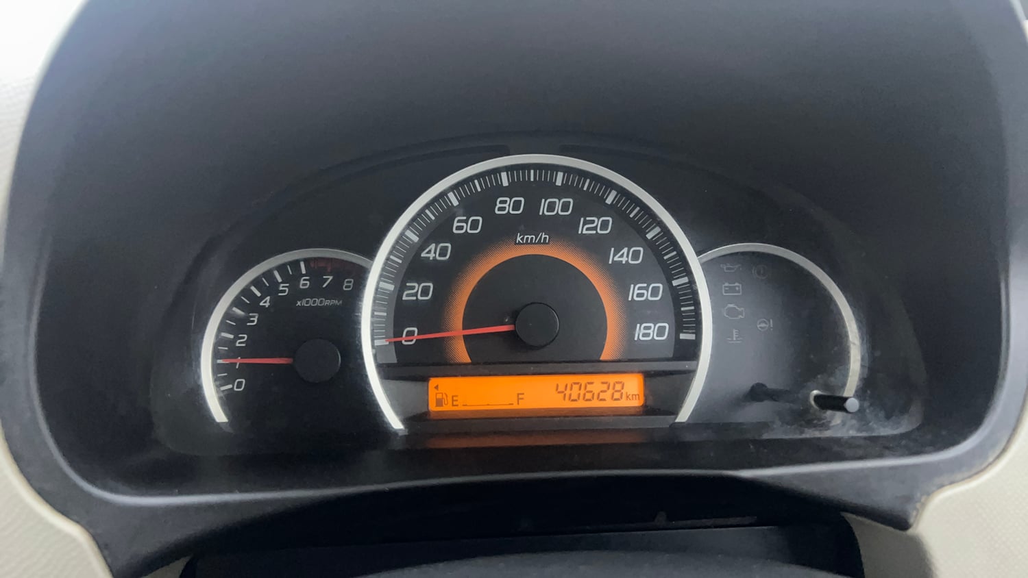 Used 2014 Maruti Suzuki Wagon R VXI Petrol Manual interior CLUSTERMETER VIEW