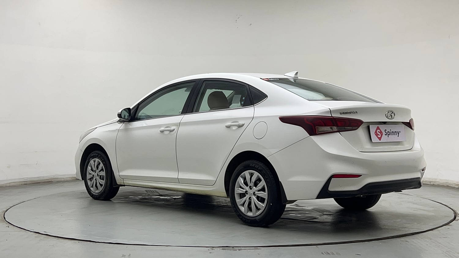 Used 2019 Hyundai Verna EX 1.4 VTVT Petrol Manual exterior LEFT REAR CORNER VIEW