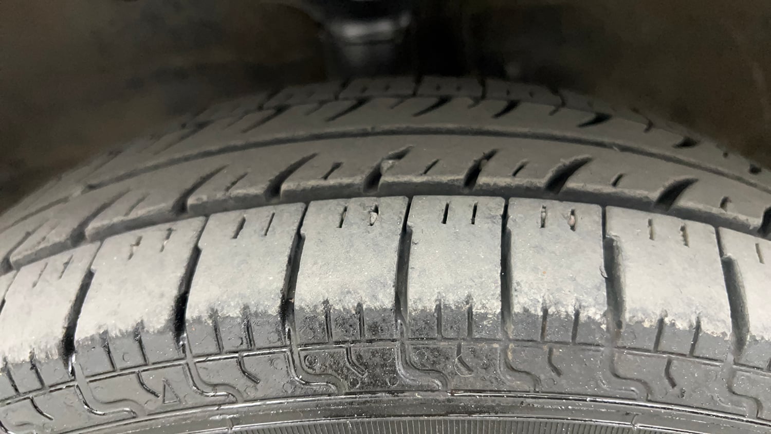 Used 2017 Maruti Suzuki Wagon R LXI CNG Cng Manual tyres LEFT FRONT TYRE TREAD VIEW