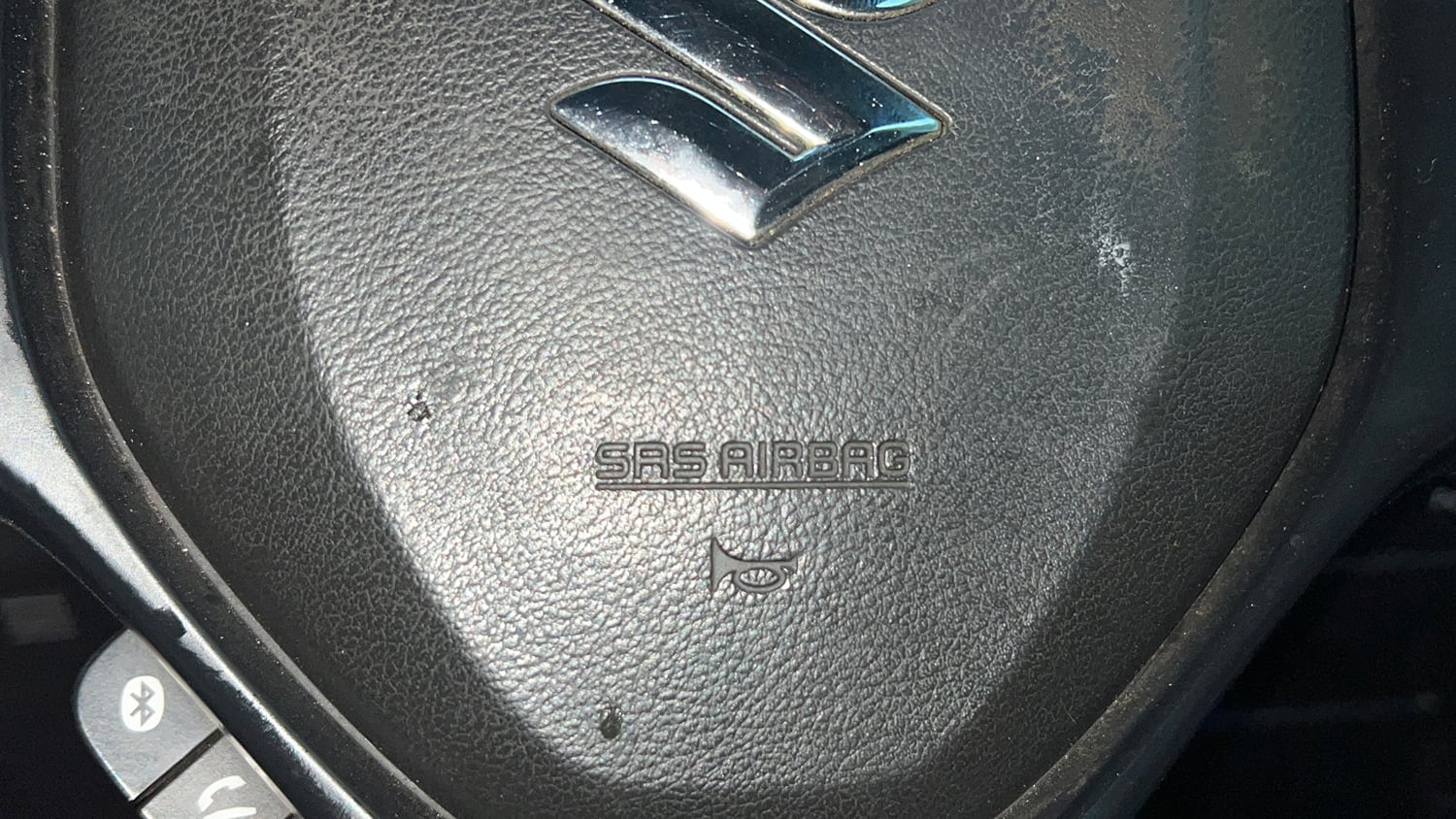 Used 2016 Maruti Suzuki Baleno Zeta 1.2 AT Petrol Automatic top_features Airbags