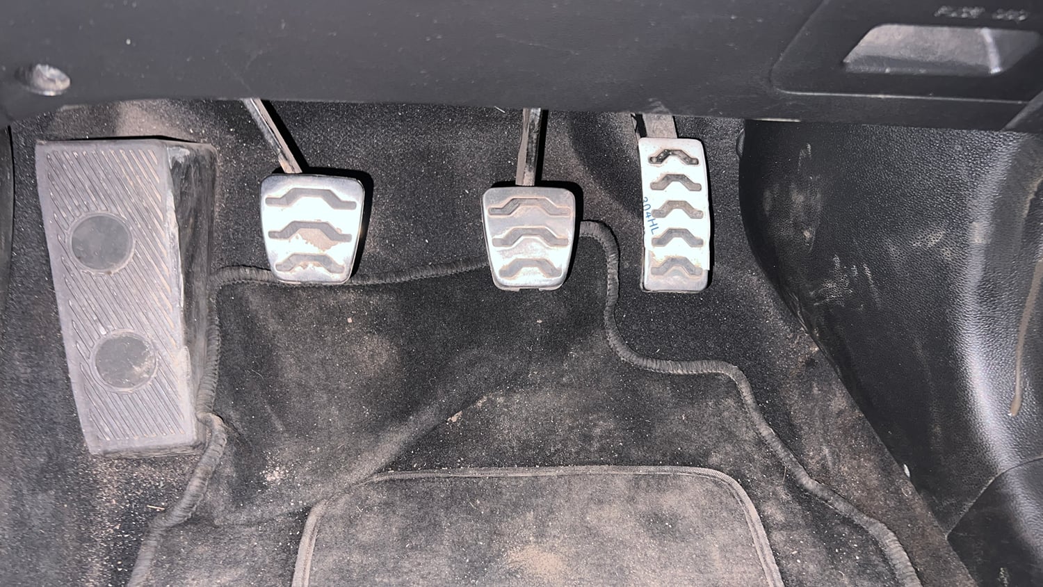 Used 2016 Hyundai i20 Active 1.2 SX Petrol Manual interior PEDALS VIEW