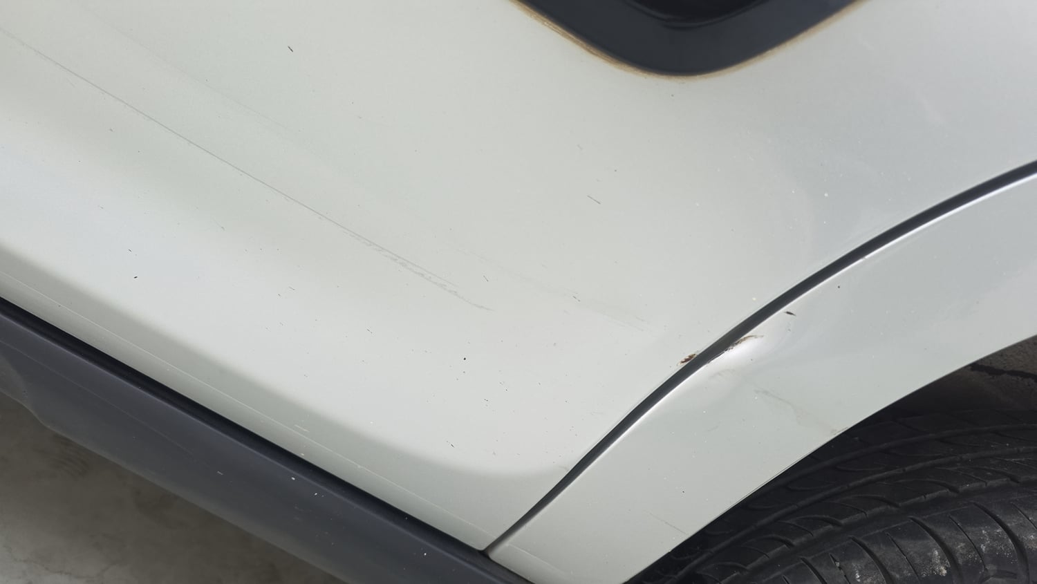 Used 2023 Maruti Suzuki S-Presso VXi Plus (O) AMT Petrol Automatic dents MINOR SCRATCH