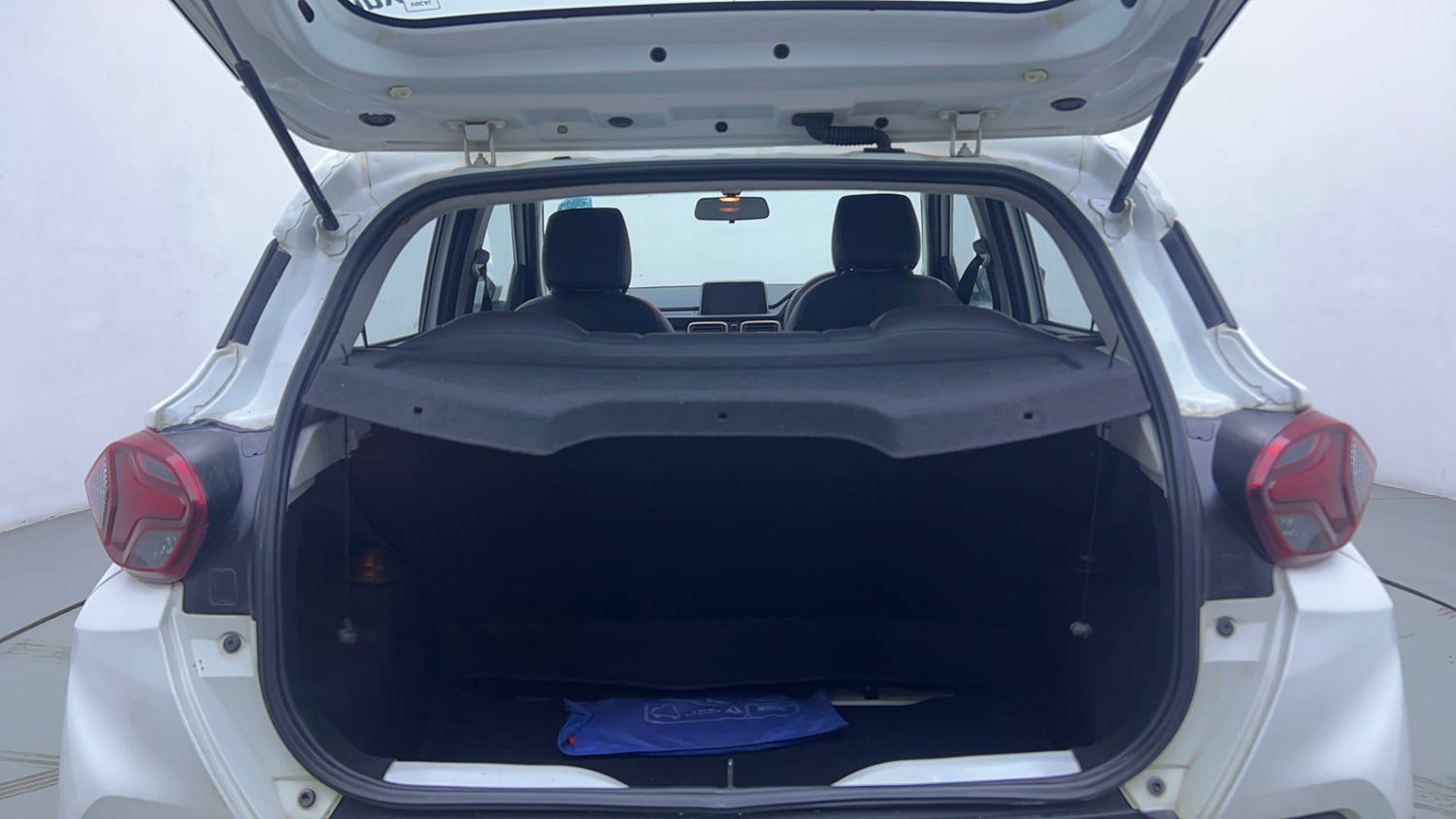 Used 2021 Tata Punch Accomplished Dazzle Pack MT Petrol Manual interior DICKY INSIDE VIEW