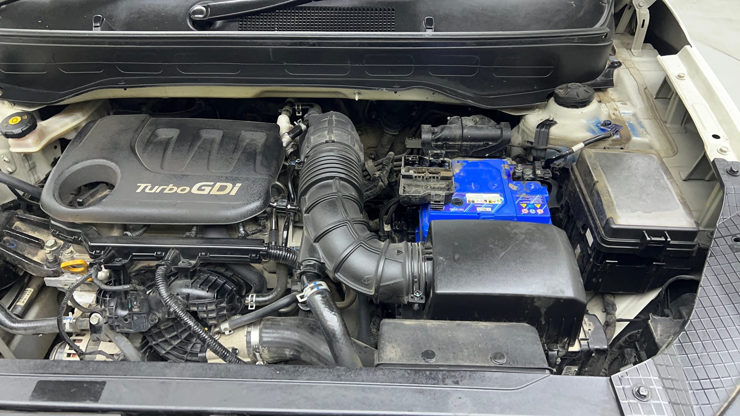 Used 2021 Hyundai Venue SX (O) 1.0 Turbo Petrol Manual engine ENGINE LEFT SIDE VIEW