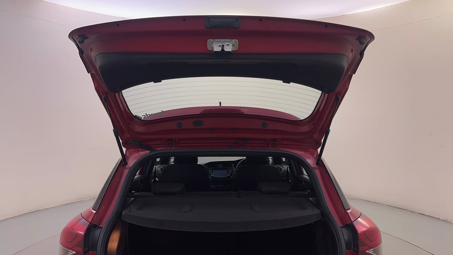 Used 2016 Hyundai i20 Active 1.2 SX Petrol Manual interior DICKY DOOR OPEN VIEW