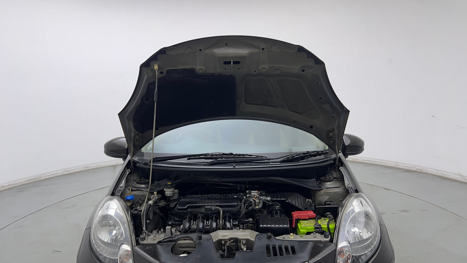 Used 2016 Honda Amaze 1.2 S AT i-VTEC Petrol Automatic engine ENGINE & BONNET OPEN FRONT VIEW