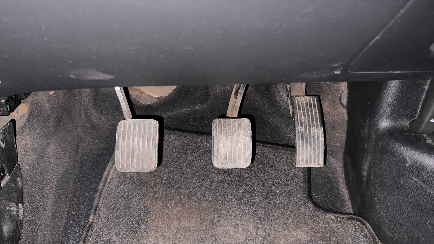 Used 2016 Hyundai Grand i10 Sportz 1.2 Kappa VTVT Petrol Manual interior PEDALS VIEW