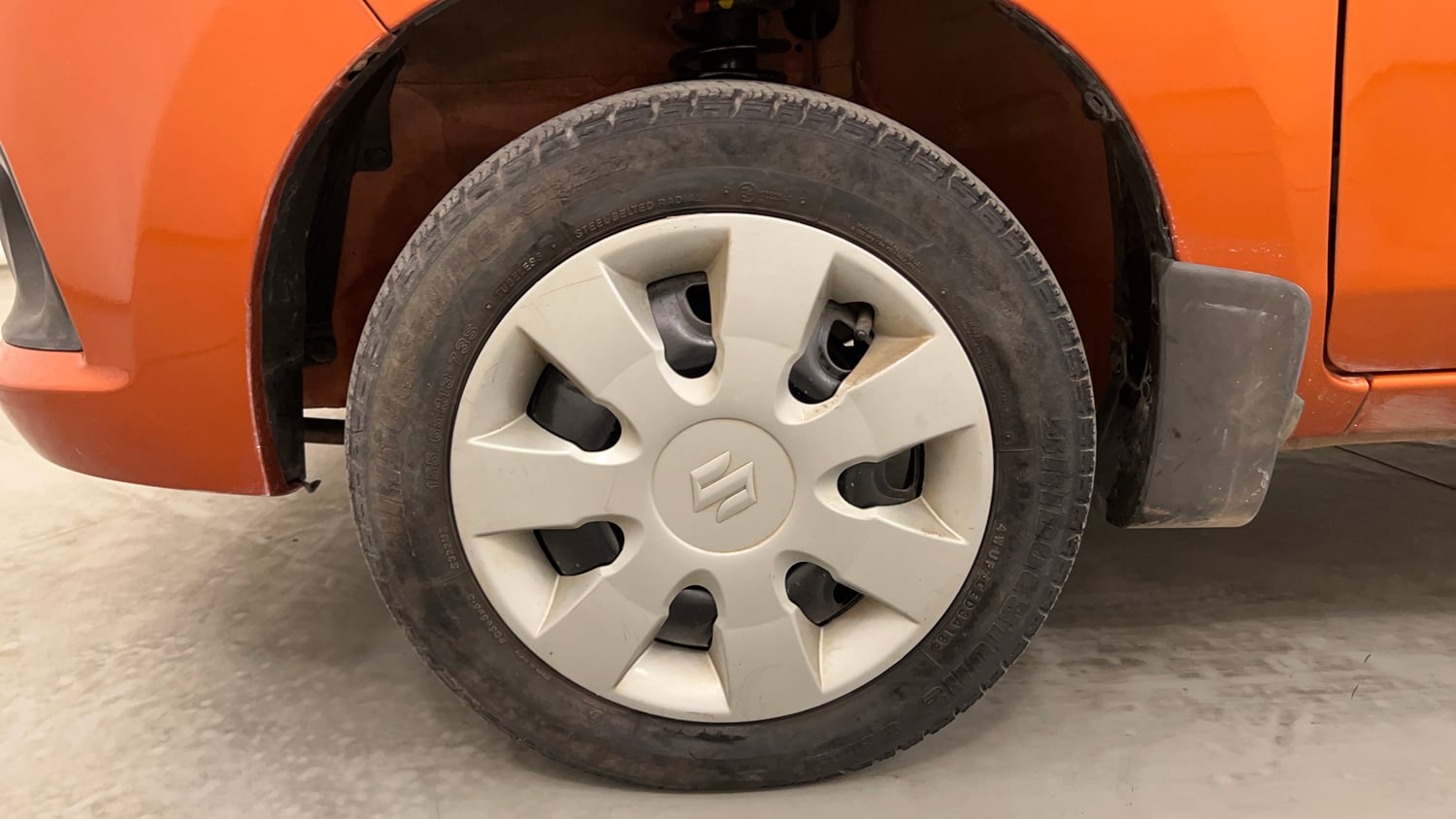 Used 2019 maruti-suzuki Alto K10 VXi (O) AMT Petrol Automatic tyres LEFT FRONT TYRE RIM VIEW