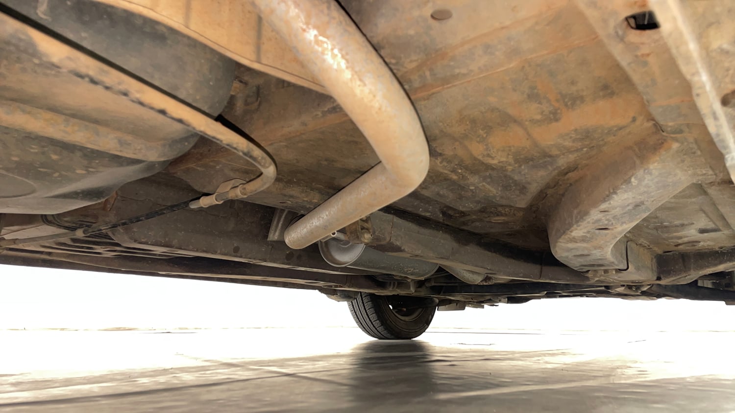 Used 2016 Honda Amaze 1.2 S AT i-VTEC Petrol Automatic extra REAR RIGHT UNDERBODY VIEW