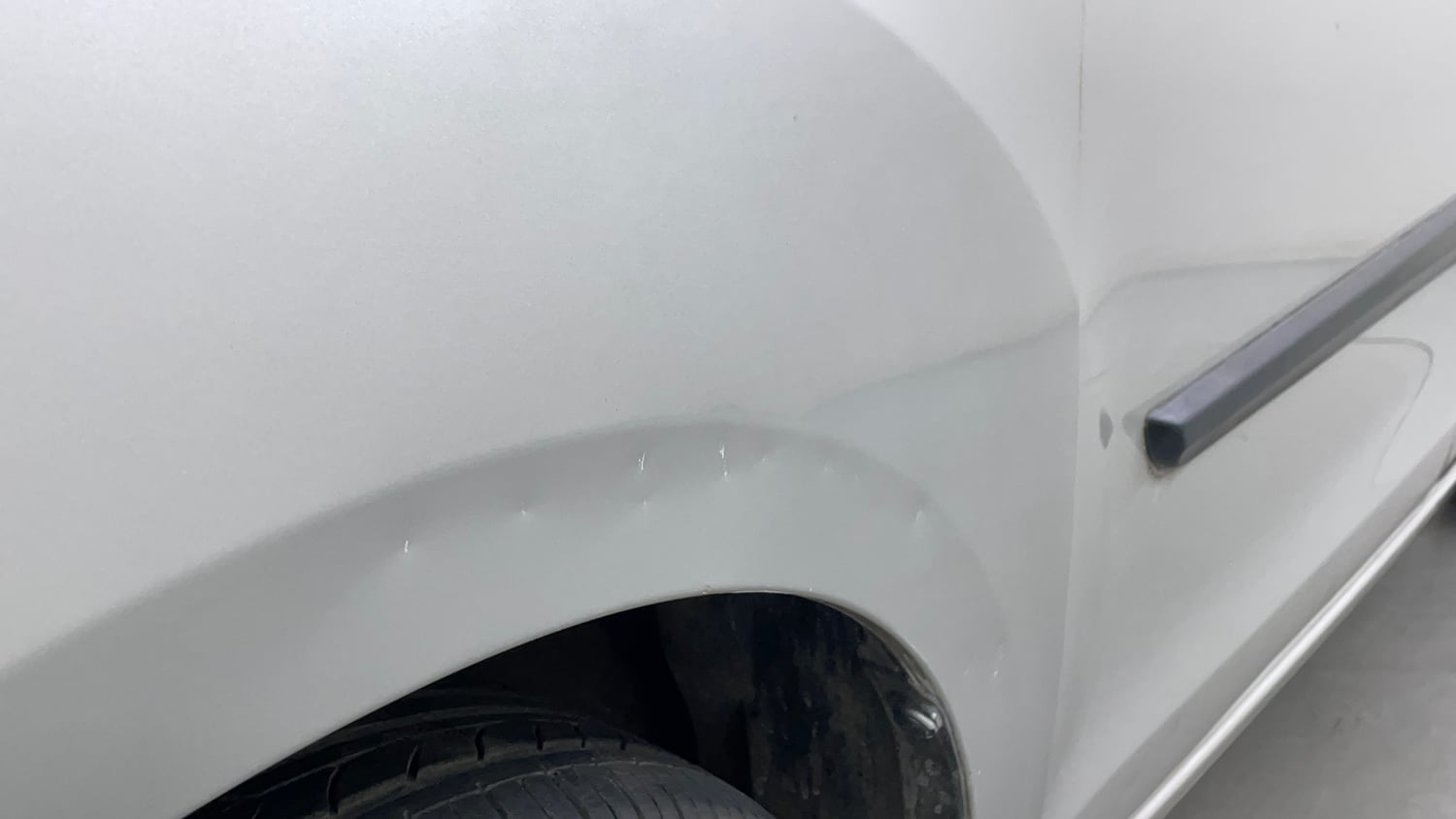 Used 2014 Maruti Suzuki Ertiga ZXi Petrol Manual dents MINOR DENT