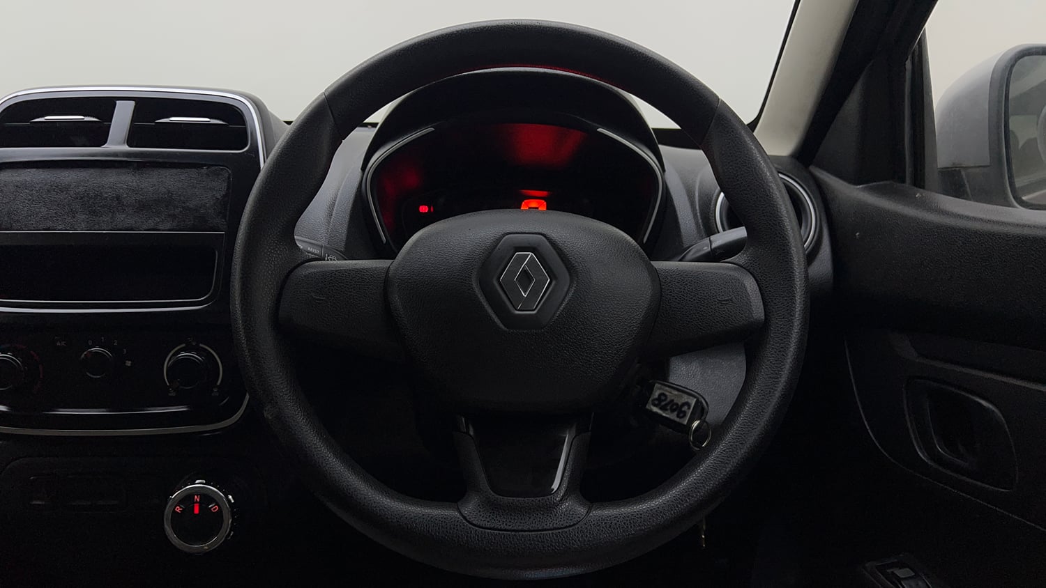 Used 2017 Renault Kwid 1.0 RXL AMT Petrol Automatic interior STEERING VIEW