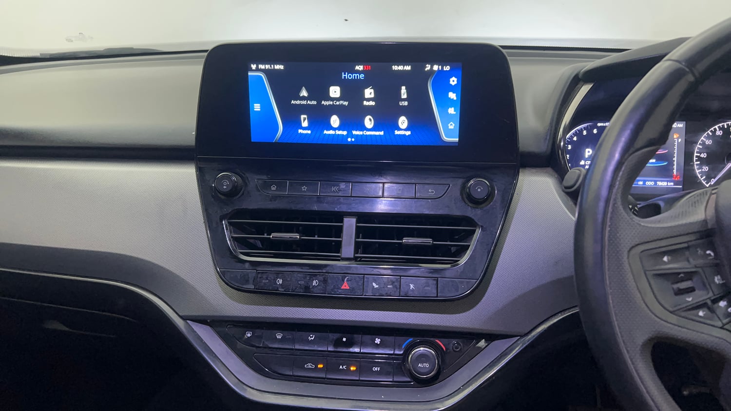 Used 2022 Tata Harrier XZA Plus Dark Edition Diesel Automatic top_features Integrated (in-dash) music system