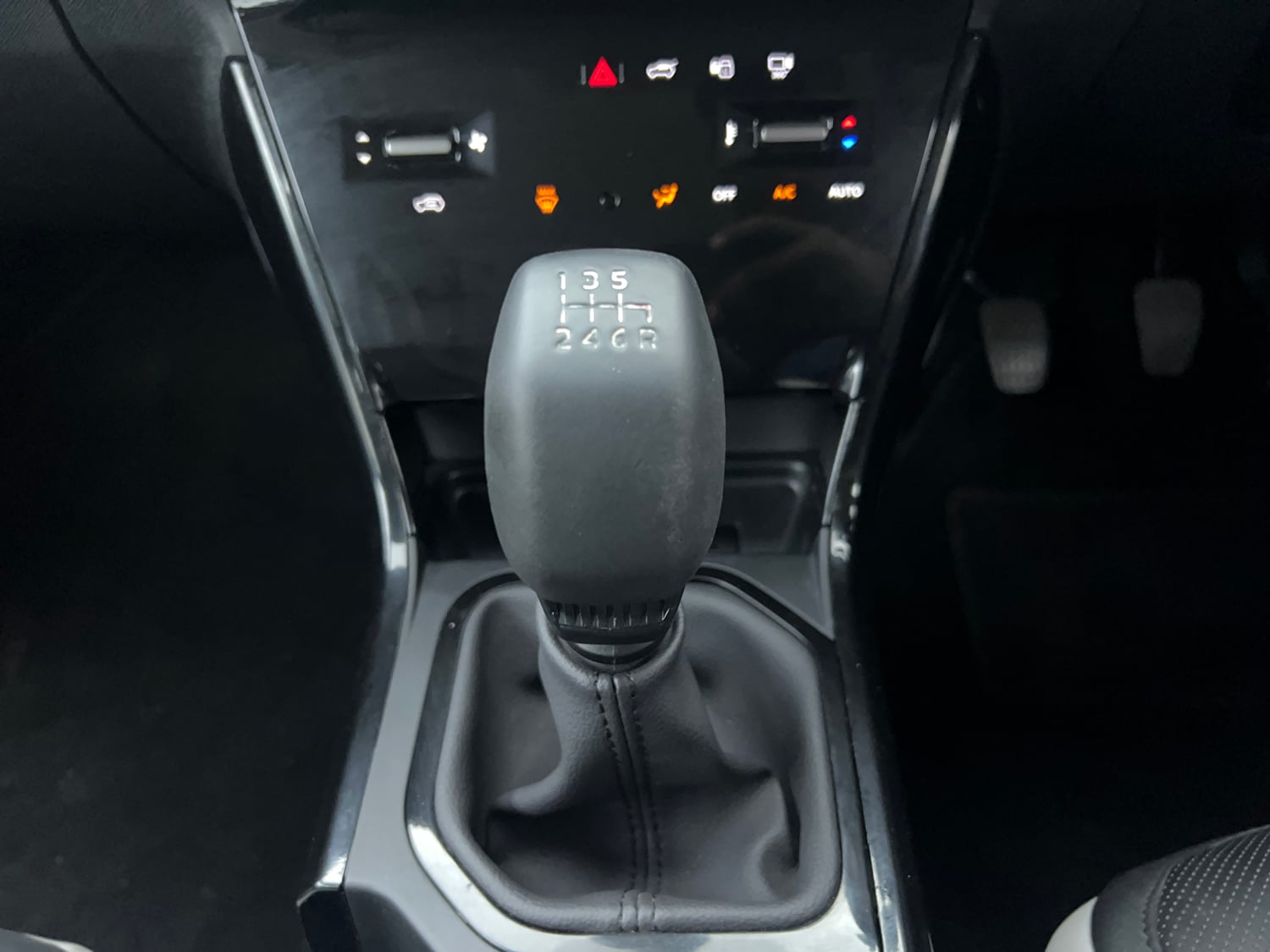 Used 2026 Tata Nexon Creative 1.2 Petrol 6MT Petrol Manual interior GEAR  KNOB VIEW