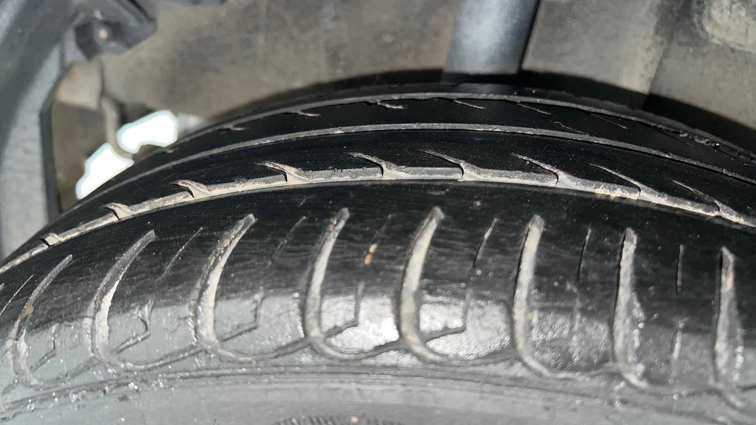 Used 2020 Tata Tiago XZ Plus Petrol Manual tyres RIGHT REAR TYRE TREAD VIEW