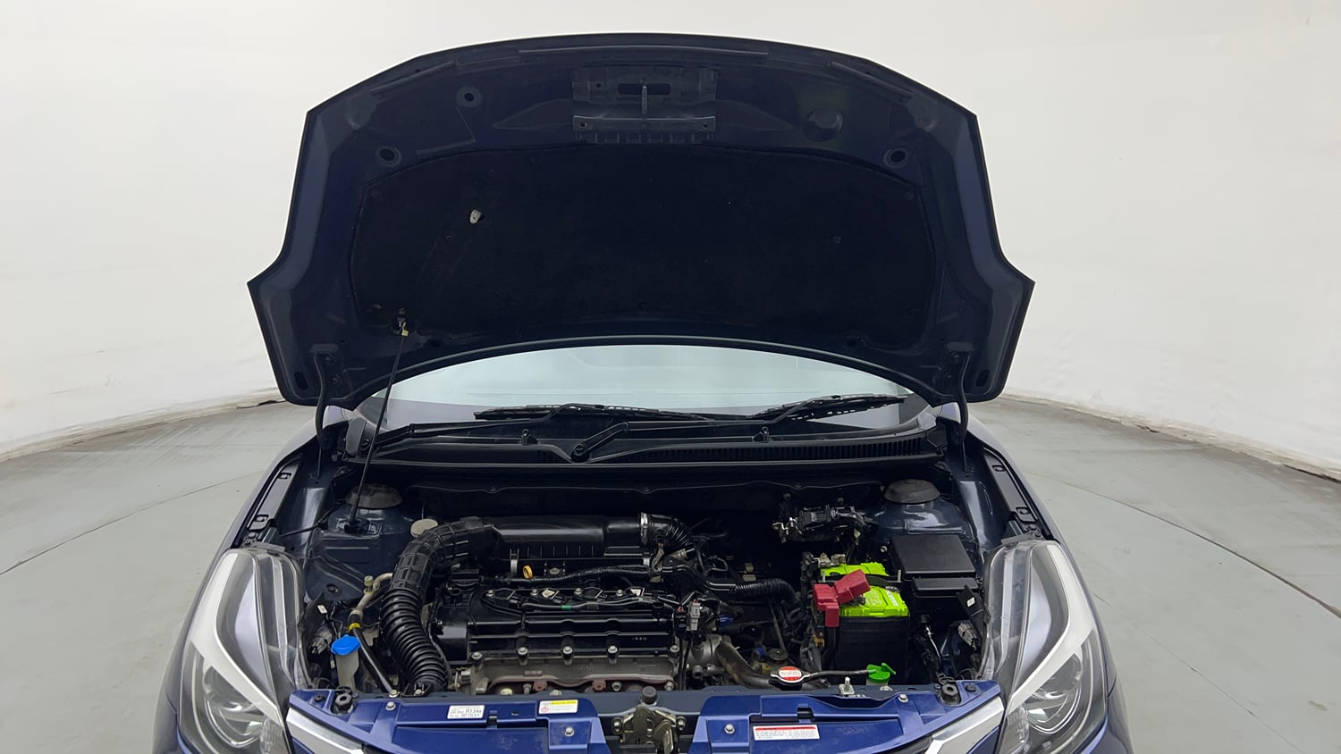 Used 2019 Maruti Suzuki Baleno Zeta Petrol Manual engine ENGINE & BONNET OPEN FRONT VIEW