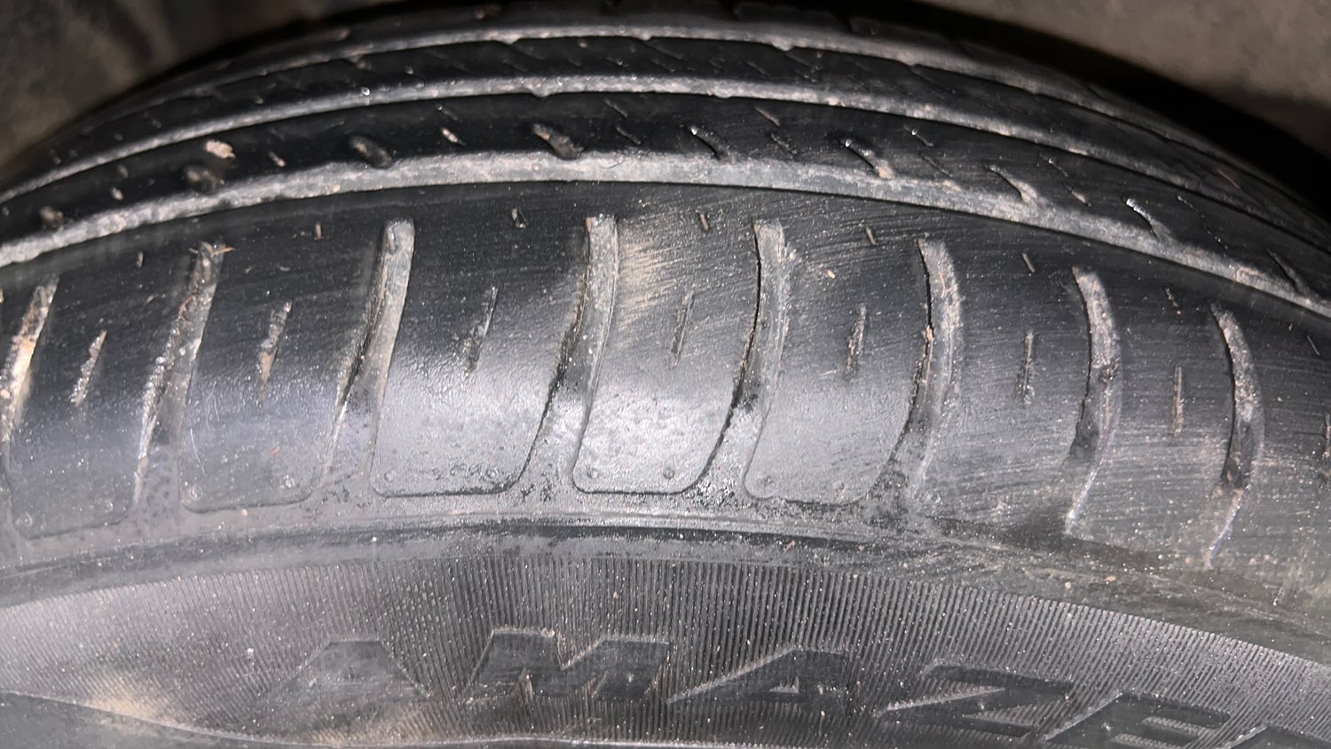 Used 2019 Maruti Suzuki Swift VXi AMT Petrol Automatic tyres RIGHT REAR TYRE TREAD VIEW